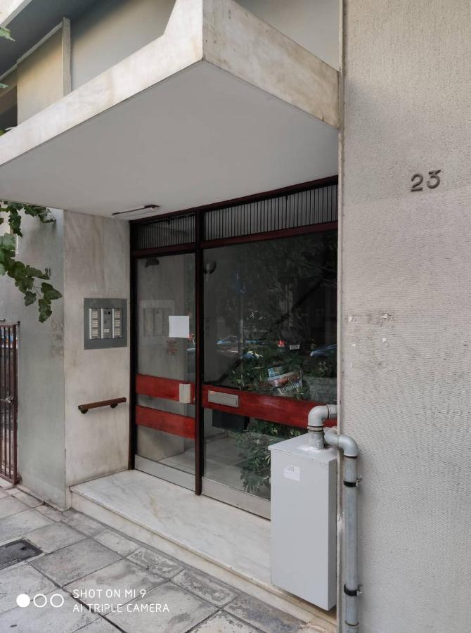 Minimal Apartment On The Shadow Of The Acropolis Athens Exterior photo